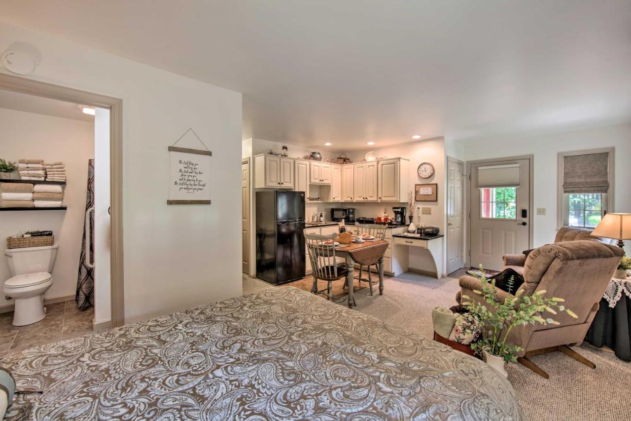 Cozy Garden Room In Welsh Mountain Suites! New Holland Exterior foto