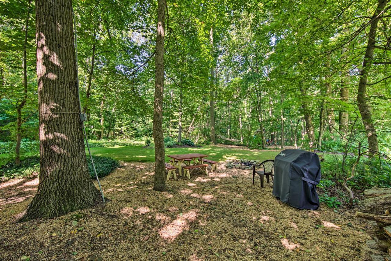 Cozy Garden Room In Welsh Mountain Suites! New Holland Exterior foto